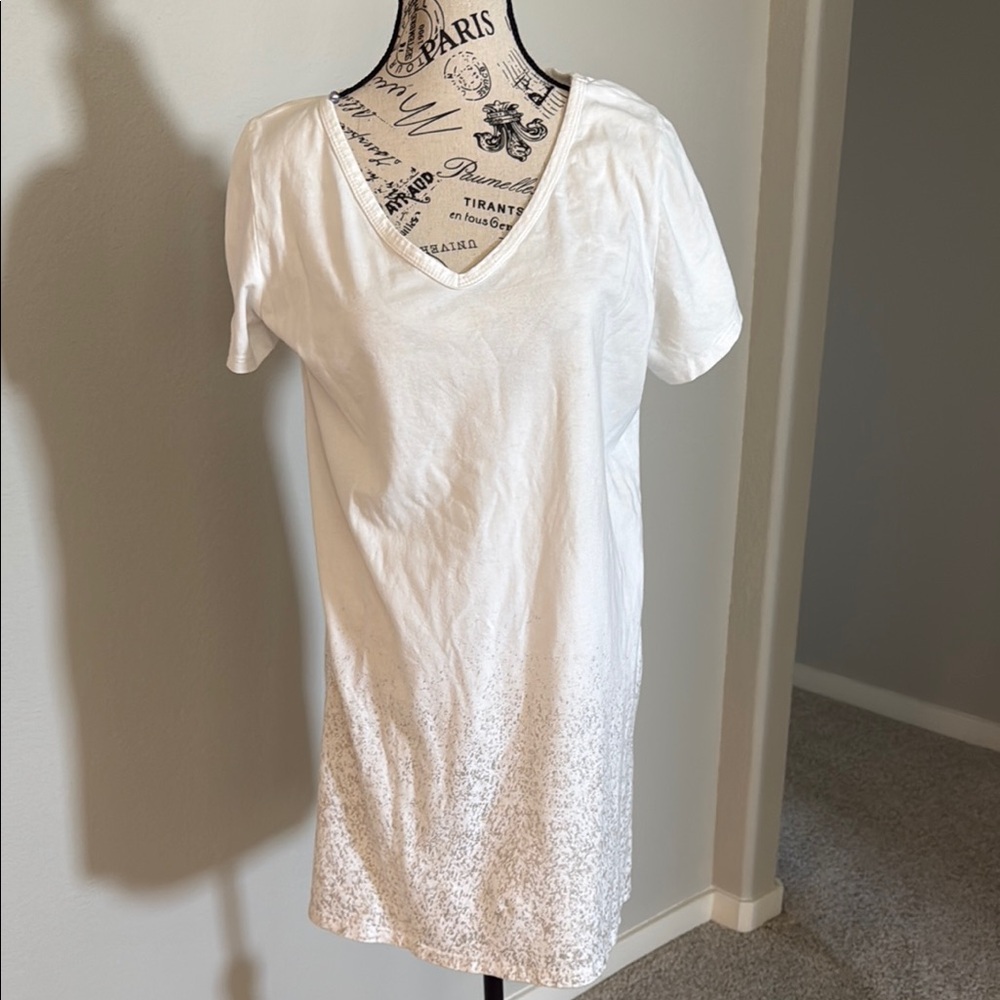 BP White Short Sleeve V-Neck Tee